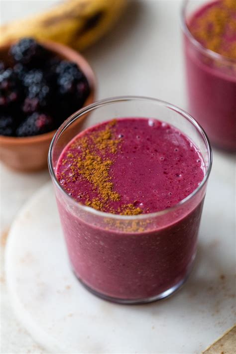 blackberry-smoothie-healthy-easy image