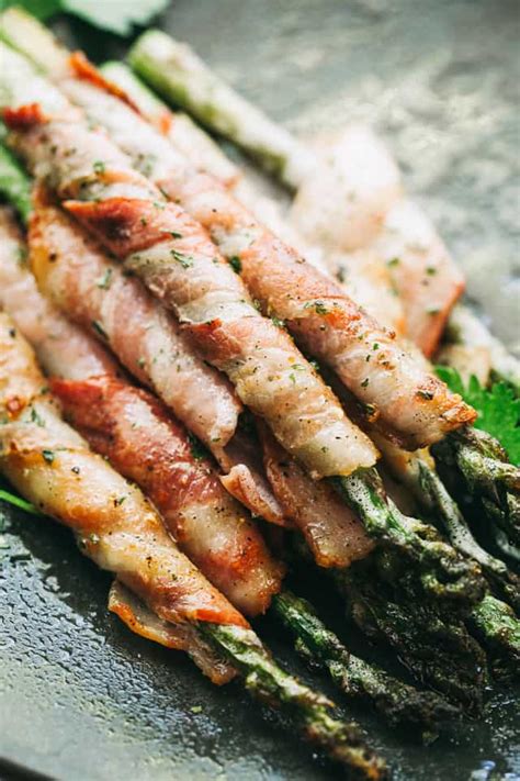 bacon-wrapped-asparagus-balsamic-glaze-easter-side image