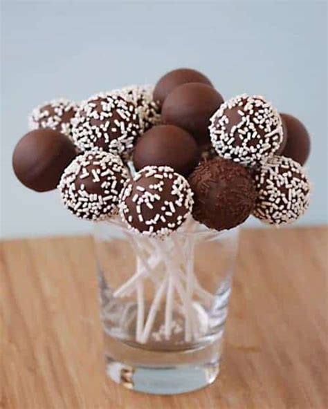 how-to-use-babycakes-cake-pop-maker-love-from-the image