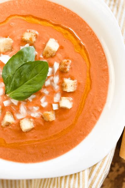 the-chilled-tomato-soup-that-rivals-gazpacho-porra image