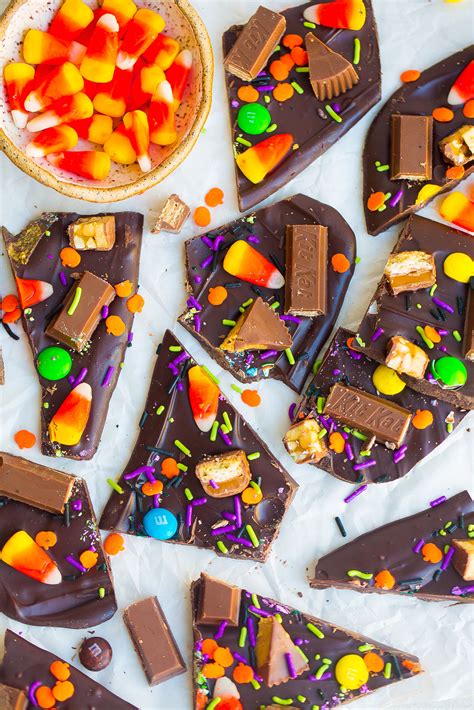 halloween-candy-bark-recipe-easy-made-with-5 image