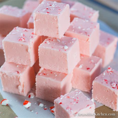 candy-cane-fudge-art-and-the-kitchen image