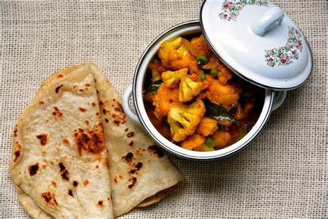 five-indian-curry-recipes-that-go-great-with-flatbread-rice image