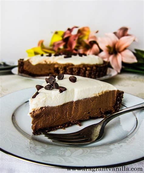 vegan-french-silk-pie-fragrant-vanilla-cake image