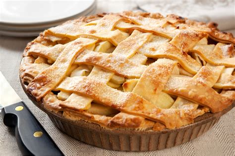 old-fashioned-apple-pie-recipe-grandmas image