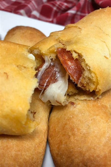 authentic-west-virginia-pepperoni-rolls-recipe-the image