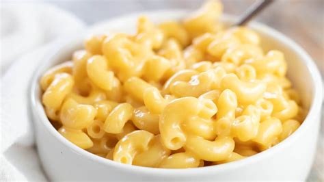 microwave-mac-cheese-easy-5-minute-cheesy image
