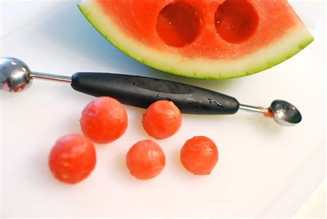 melon-balls-facts-health-benefits-and-nutritional-value image