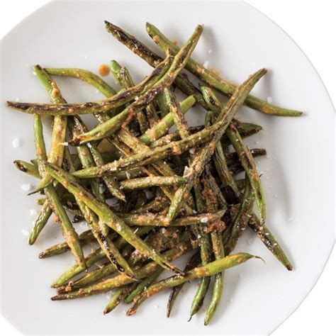 how-to-trim-prepare-and-cook-green-beans-epicurious image