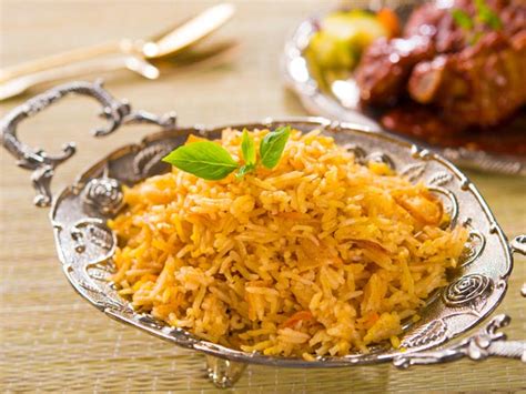 mashkoul-rice-with-onions-recipe-for-ramzan image