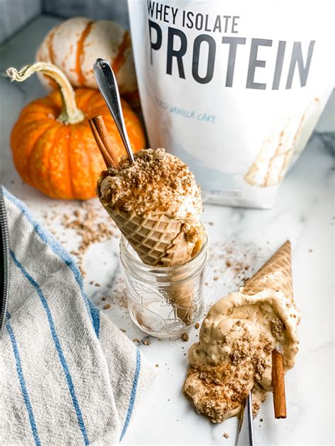 pumpkin-pie-protein-frozen-yogurt-real-healthy image