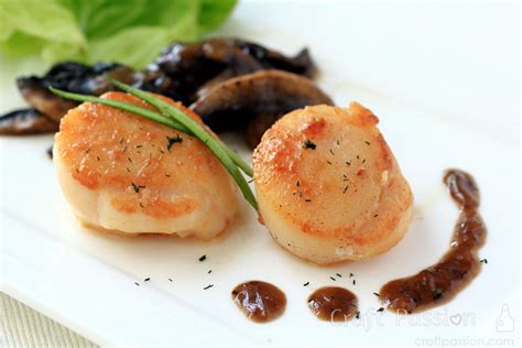 seared-scallops-mushrooms-recipe-craft-passion image