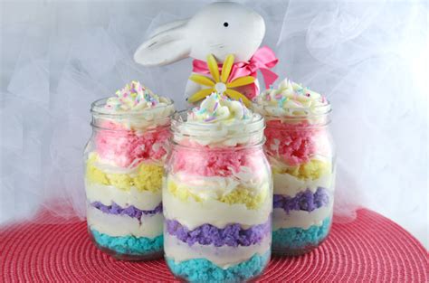 springtime-cupcake-in-a-jar-two-sisters image