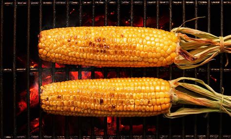 spicy-grilled-corn-on-the-cob-country-sweet image