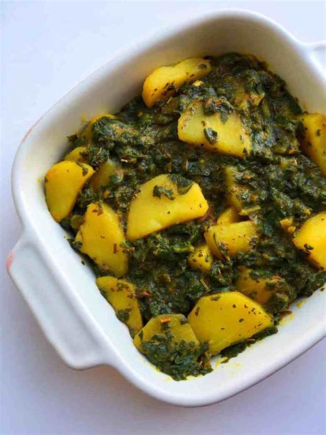 aloo-palak-recipe-spinach-potato-curry-fatima-cooks image