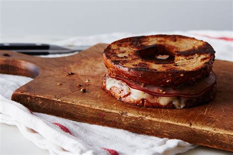 best-grilled-cheese-bagel-recipe-how-to-make-inside image