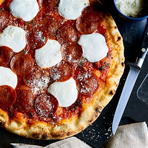 pepperoni-pizza-crust-type-par-baked-crust-brava image
