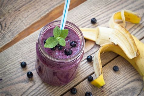 banana-berry-smoothie-recipe-for-diabetics image