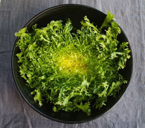 recipe-lyonnaise-salad-kitchn image