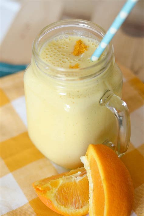 banana-orange-smoothie-mommy-hates-cooking image