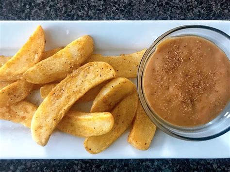 copycat-red-robin-onion-ring-sauce-campfire-sauce image