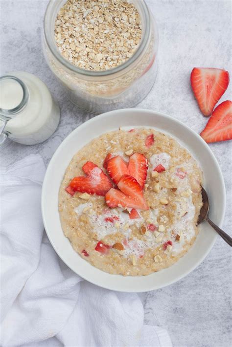strawberry-porridge-sneaky-veg image