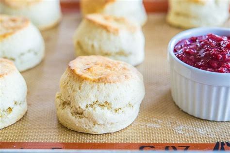 english-style-scones-incredibly-fluffy-and-delicious image