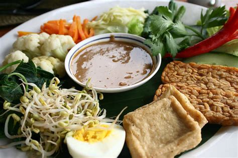 top-8-vegetarian-food-to-eat-in-bali-and-indonesia image