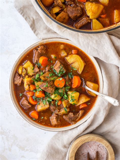 irish-beef-stew-tender-stove-top-beef-stew-cooked image