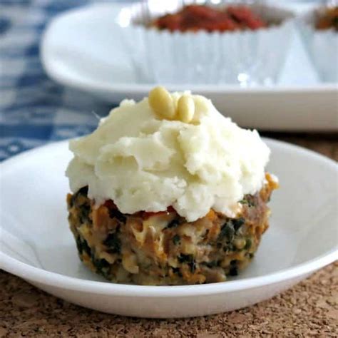 meatloaf-cupcakes-with-mashed-potato-icing-the image