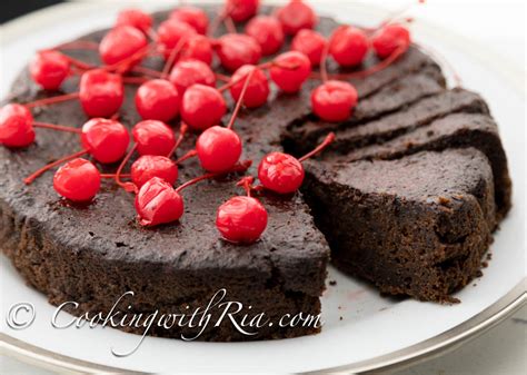 trinidad-black-cake-caribbean-rum-soaked-fruit-cake image