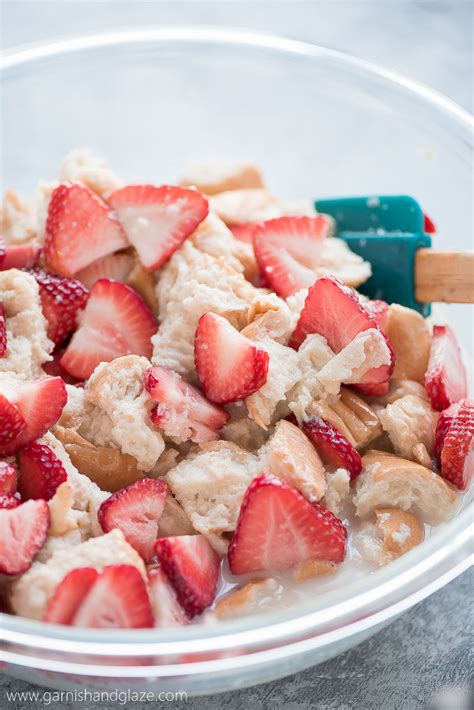 strawberries-and-cream-bread-pudding-garnish-glaze image