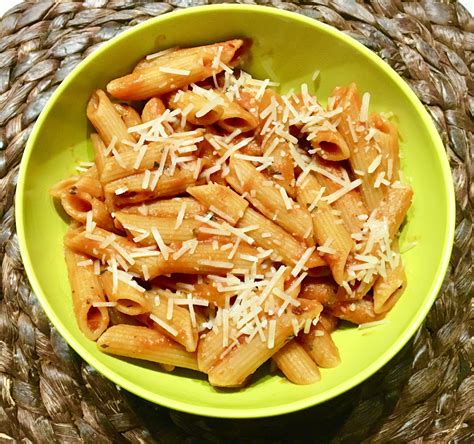 whole-wheat-penne-pasta-in-marinara-sauce image