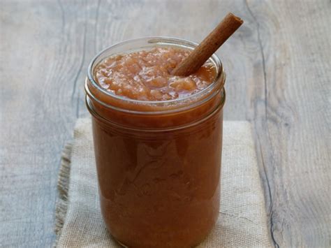 unsweetened-slow-cooker-applesauce-recipe-oven image