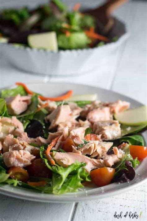 grilled-salmon-salad-with-lemon-vinaigrette-dressing image