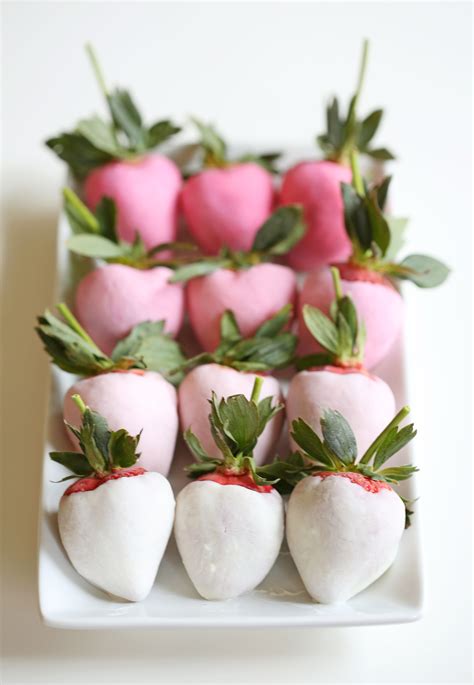 yogurt-dipped-ombre-strawberries-eat-yourself-skinny image