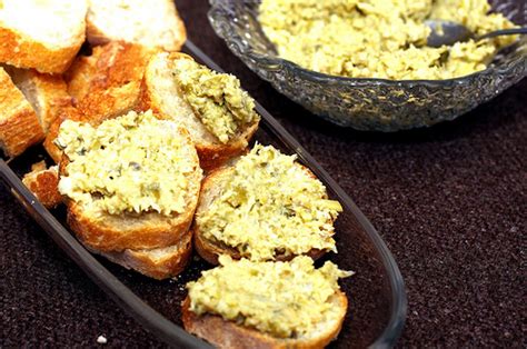 artichoke-olive-crostini-smitten-kitchen image