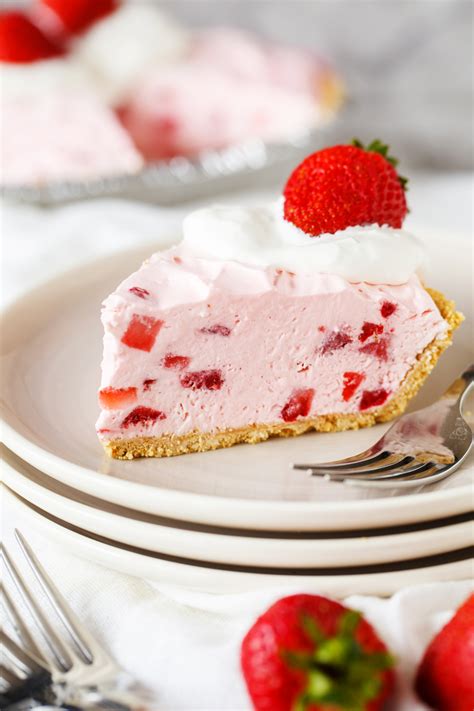 easy-frozen-strawberry-pie-made-to-be-a-momma image
