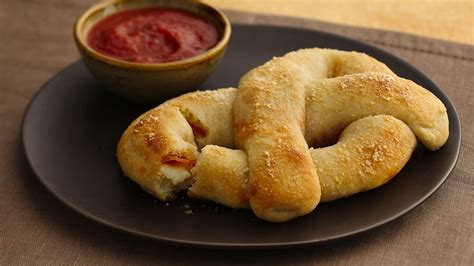 pizza-pretzels-recipe-pillsburycom image