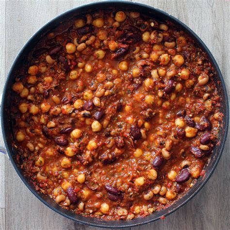 three-bean-chilli-con-carne-recipe-vegan image