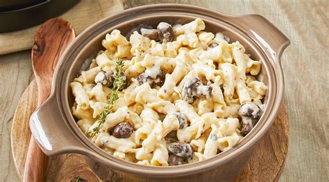 truffled-macaroni-and-cheese-recipe-wisconsin-cheese image