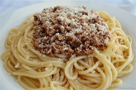greek-spaghetti-with-meat-sauce-the-olive-and-the-sea image