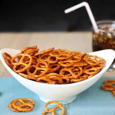 the-ultimate-spicy-seasoned-pretzels-recipe-tastes-lovely image