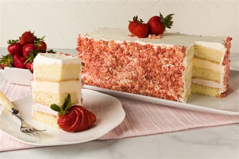 strawberry-crunch-ice-cream-cake-recipe-swans image