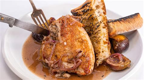 skillet-chicken-with-figs-recipe-recipe-rachael-ray image