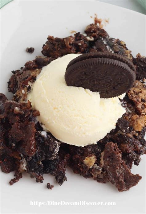 easiest-oreo-dump-cake-recipe-dine-dream-discover image