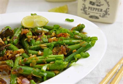 thai-stir-fried-green-beans-recipe-by-archanas-kitchen image