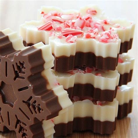 21-easy-christmas-candy-recipes-best-no-bake image
