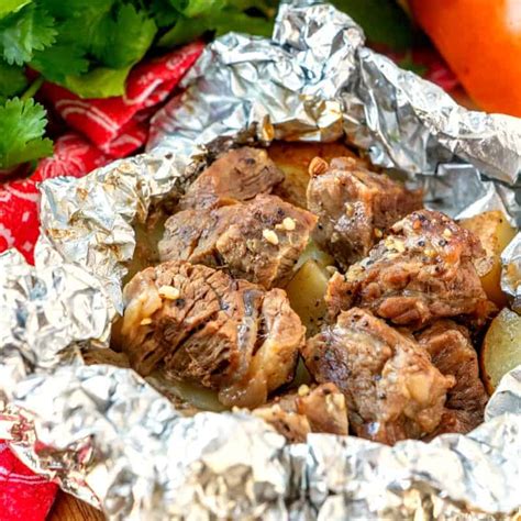 grilled-steak-and-potato-packets-hobo-packets-the image