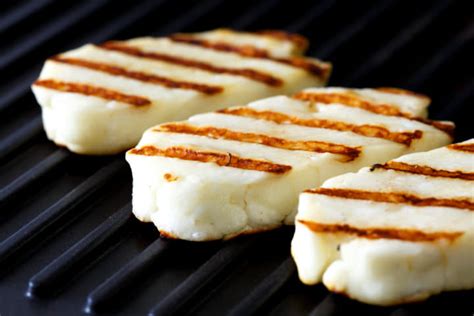 recipe-for-greek-style-grilled-halloumi-cheese image